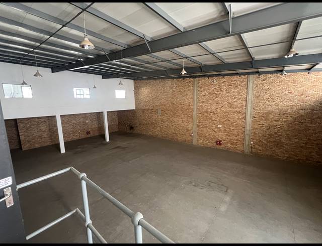 1,066M² RETAIL TO LET IN KYA SANDS